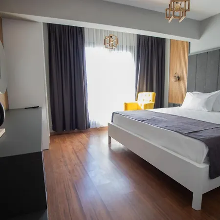 Rodis 3* Gümüldür